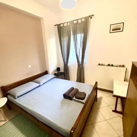 House,with Big Garden & Lawn * Amaliada